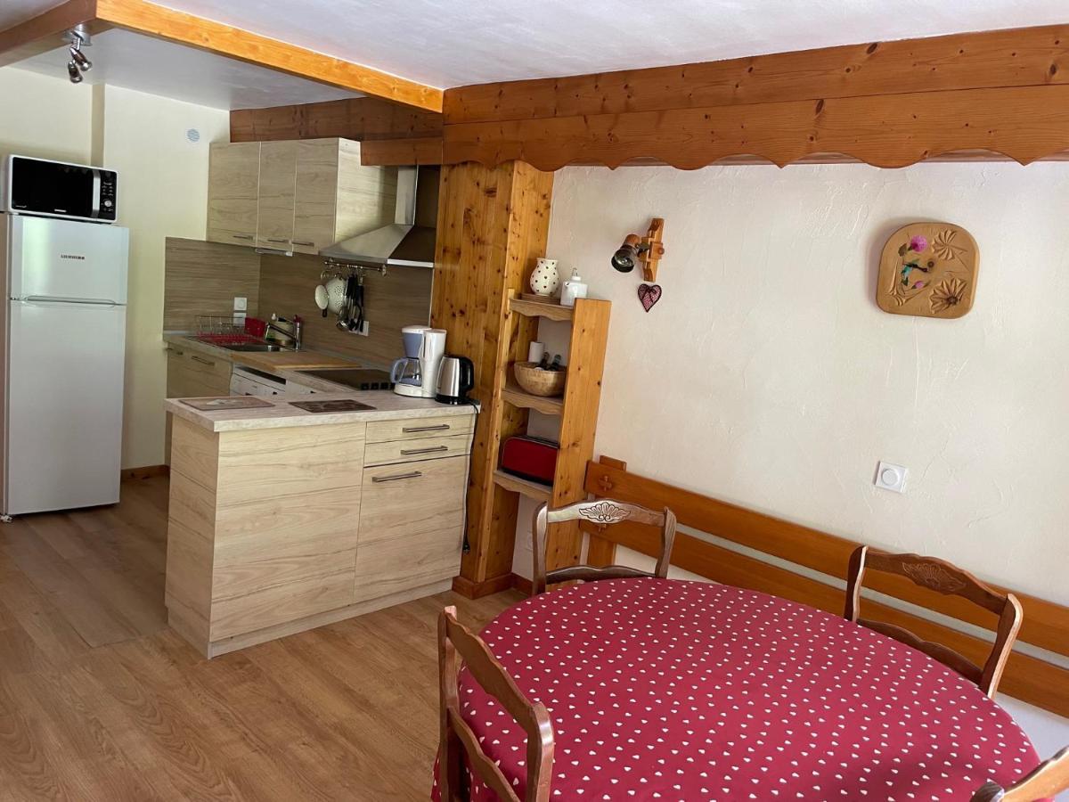 Appartement Le Chatelard Hotel La Vanoise Bessans Exterior foto